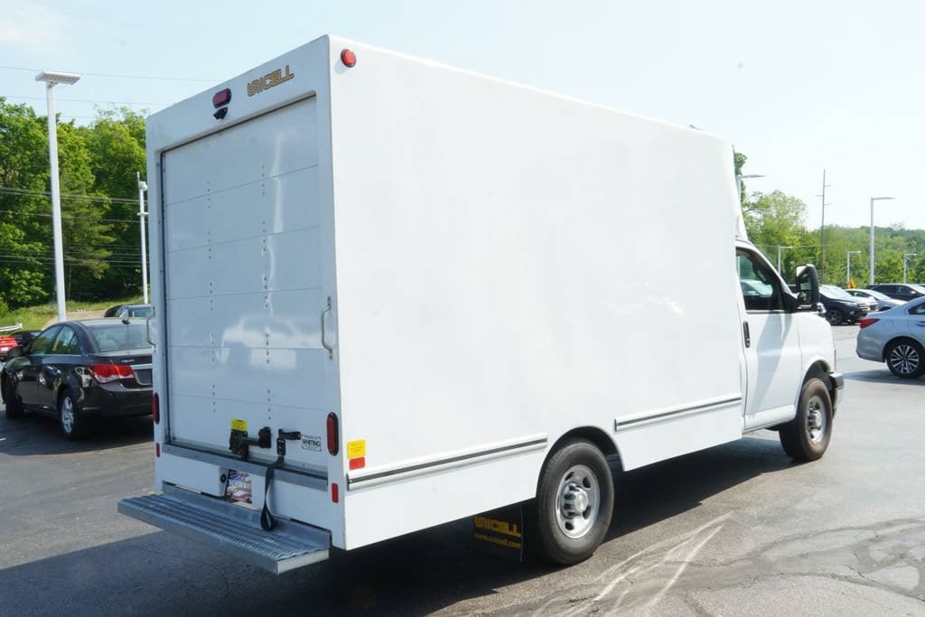 New 2026 Chevrolet Express 3500 w/ Power Convenience Package RWD image 11