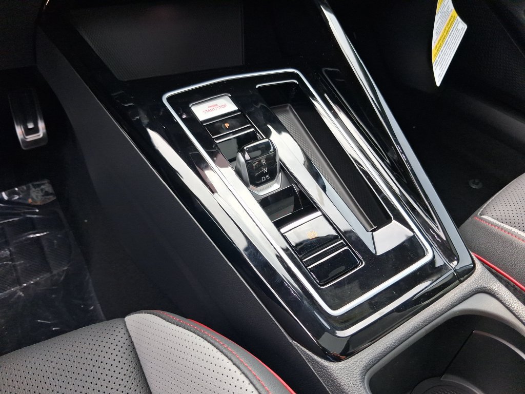 New 2026 Volkswagen GTI SE FWD image 13
