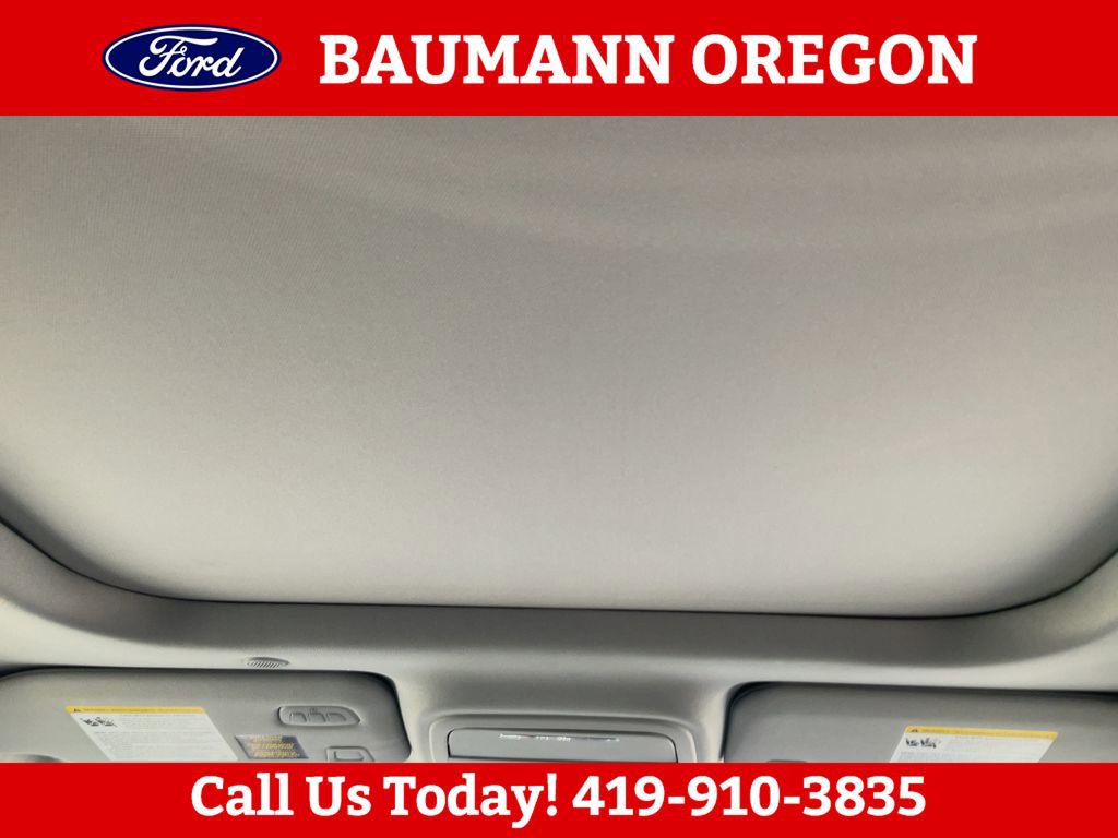 Used 2022 Lincoln Corsair AWD w/ Premium Package image 22