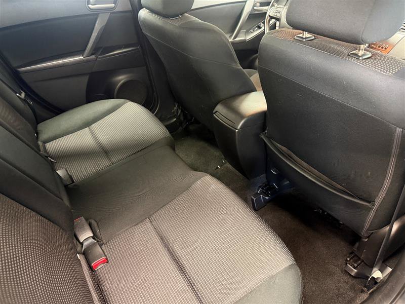 Used 2013 MAZDA MAZDA3 i Touring FWD image 9