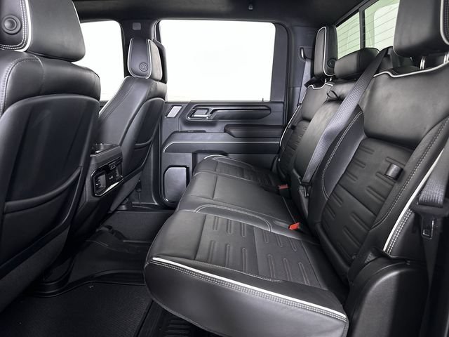 Used 2025 GMC Sierra 2500 AT4X AWD/4WD image 26