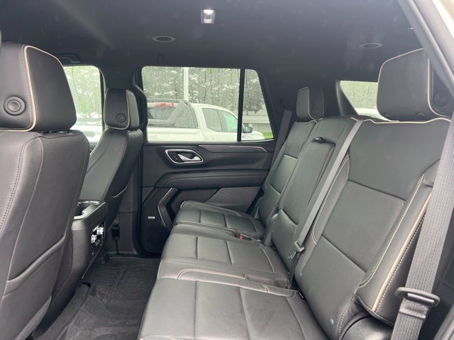 Used 2023 GMC Yukon SLT w/ SLT Luxury Package AWD/4WD image 22