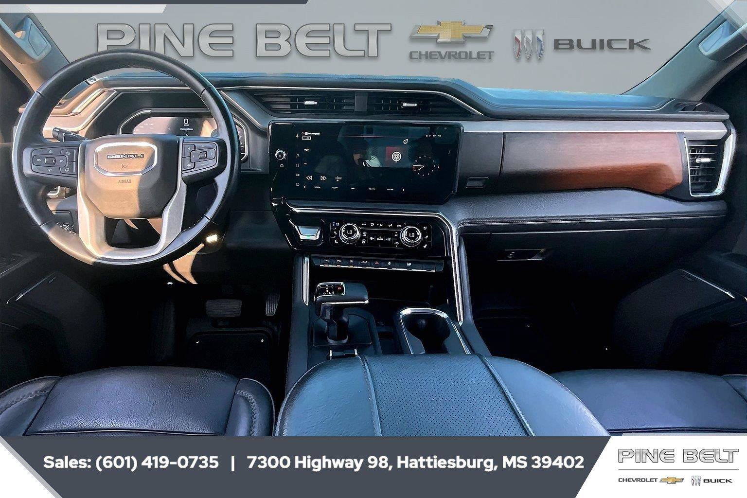 Used 2023 GMC Sierra 1500 Denali w/ Denali Reserve Package RWD image 14