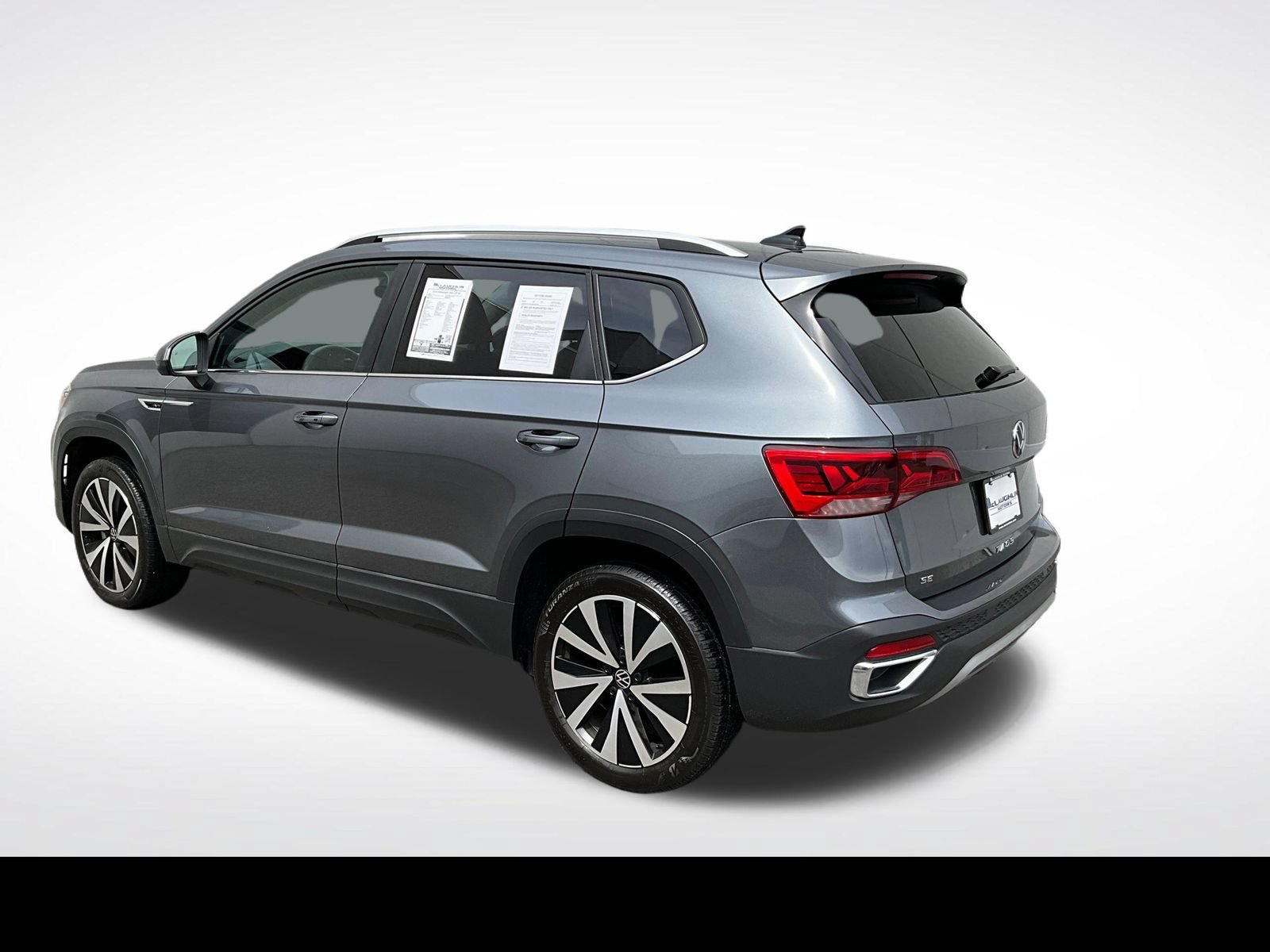 Used 2024 Volkswagen Taos SE FWD image 12