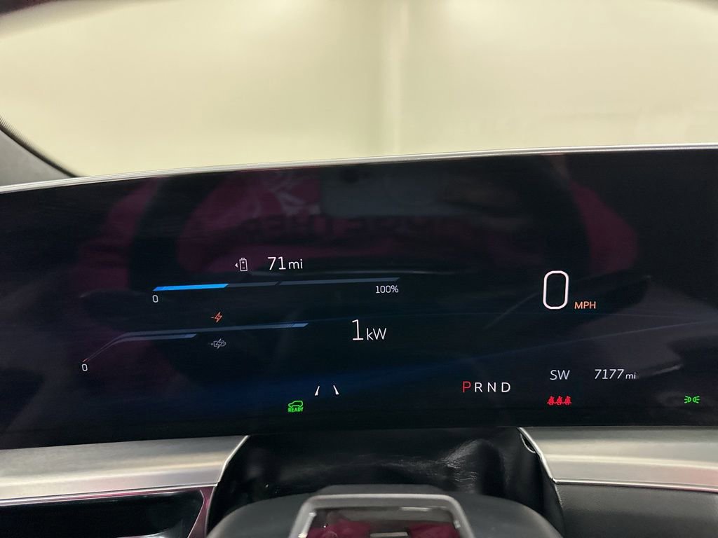 Certified 2025 Cadillac Lyriq Luxury image 38