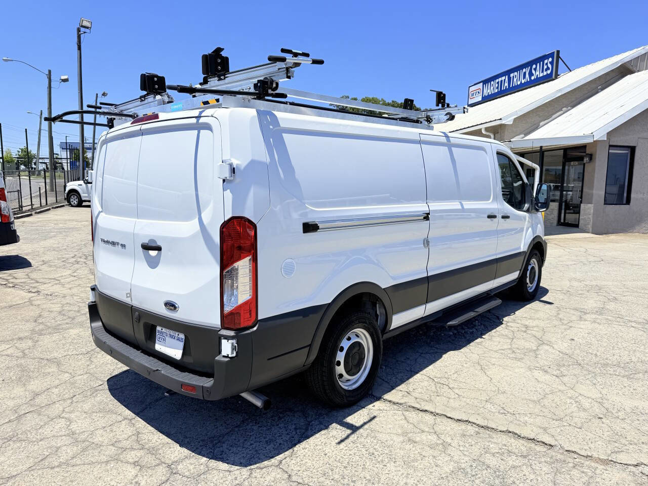 Used 2021 Ford Transit 150 Low Roof RWD image 3