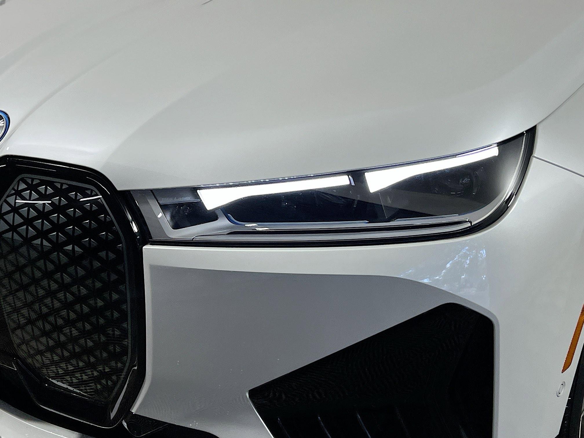 Used 2025 BMW iX M60 image 12