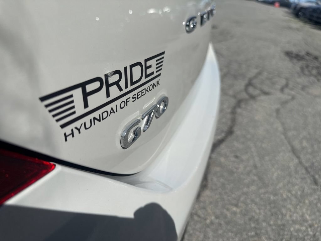 Used 2025 Genesis G70 2.5T AWD/4WD image 11
