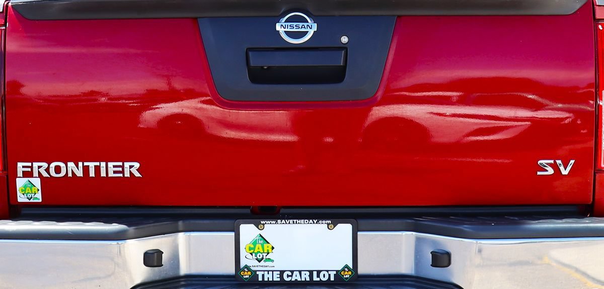 Used 2021 Nissan Frontier SV RWD image 21