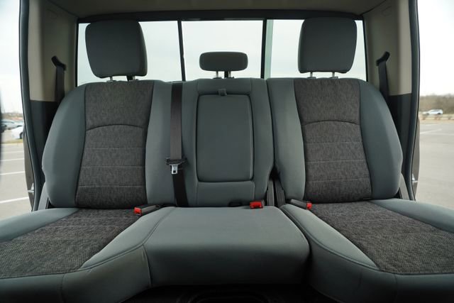 Used 2014 RAM 1500 Big Horn image 31