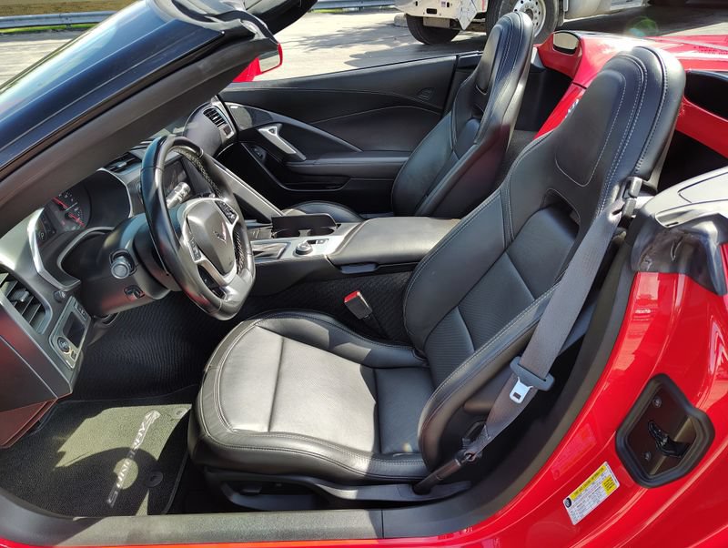 Used 2017 Chevrolet Corvette Stingray Convertible w/ 1LT RWD image 24
