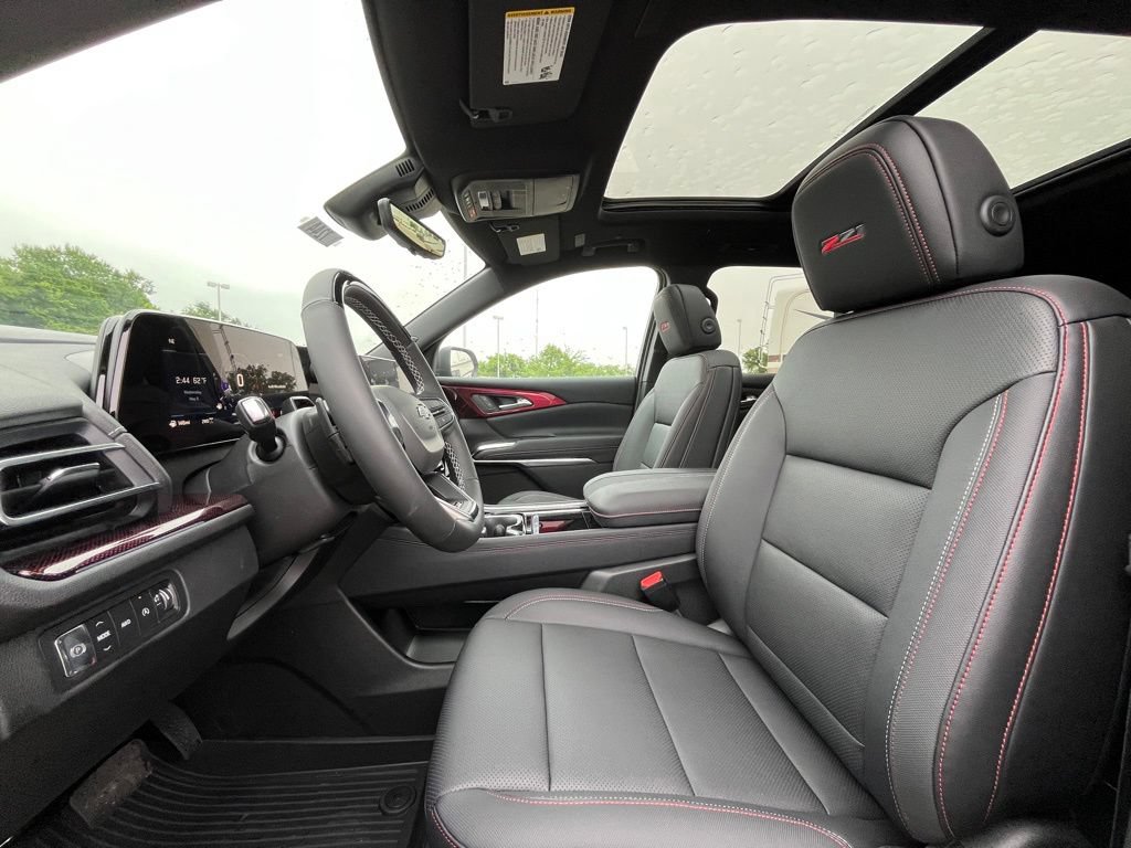 New 2026 Chevrolet Traverse Z71 w/ Enhanced Driving Package AWD/4WD image 17