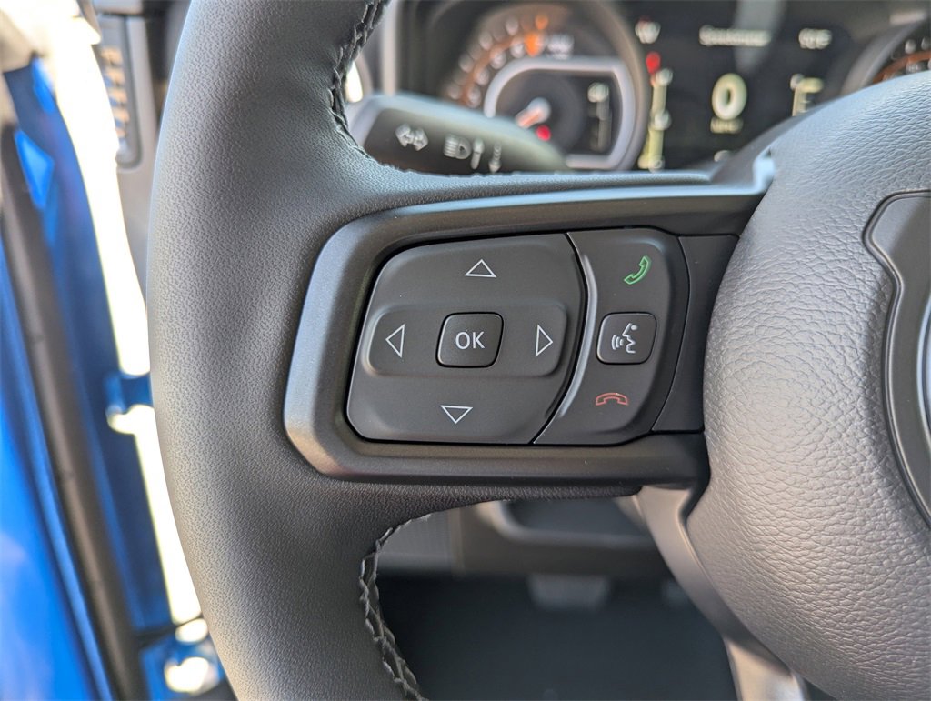 New 2025 Jeep Gladiator Sport image 21