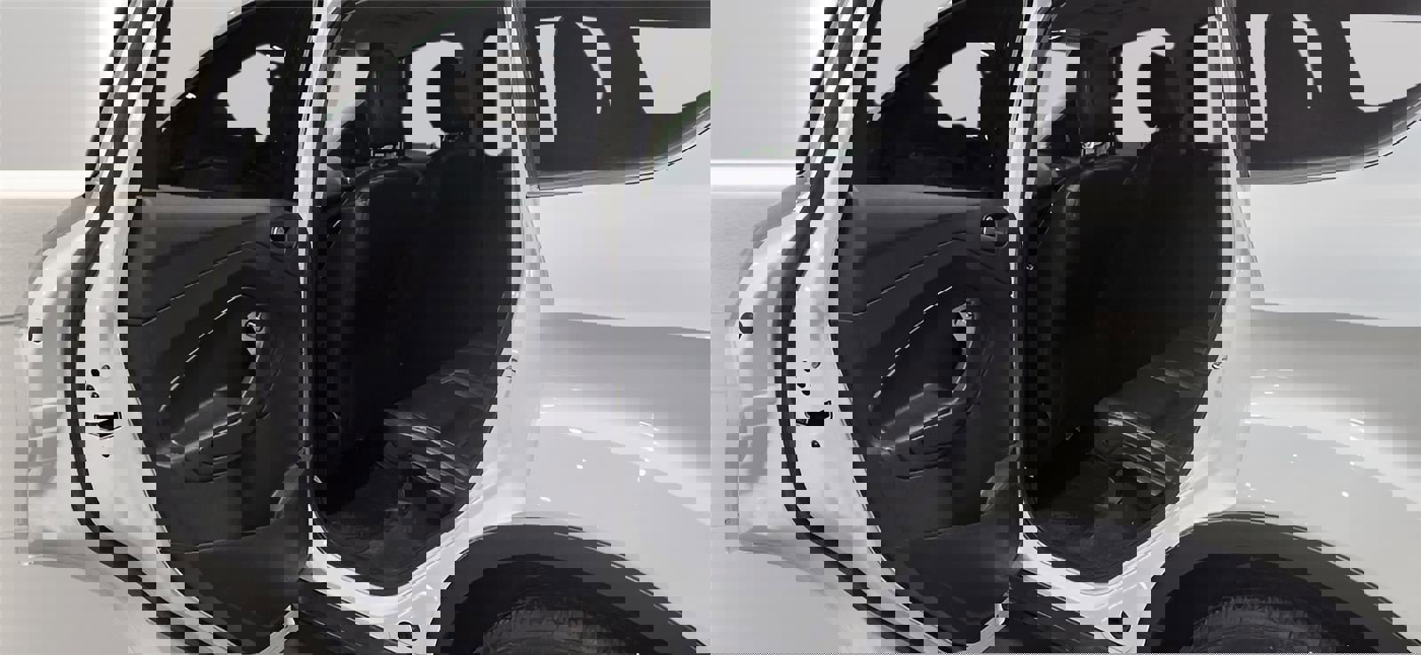 Used 2019 Ford Escape Titanium w/ U9j03 - Titanium Tow Package image 10