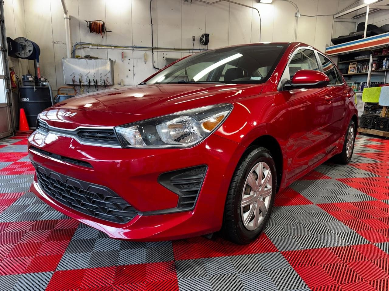 Used 2022 Kia Rio S image 3