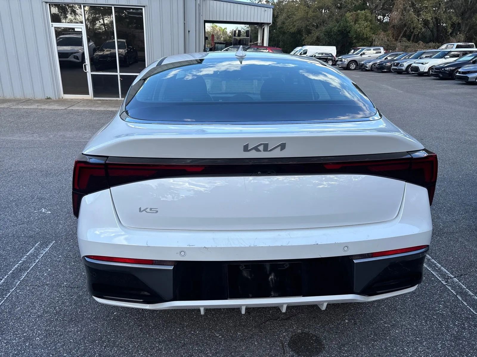 Used 2025 Kia K5 LXS FWD image 8