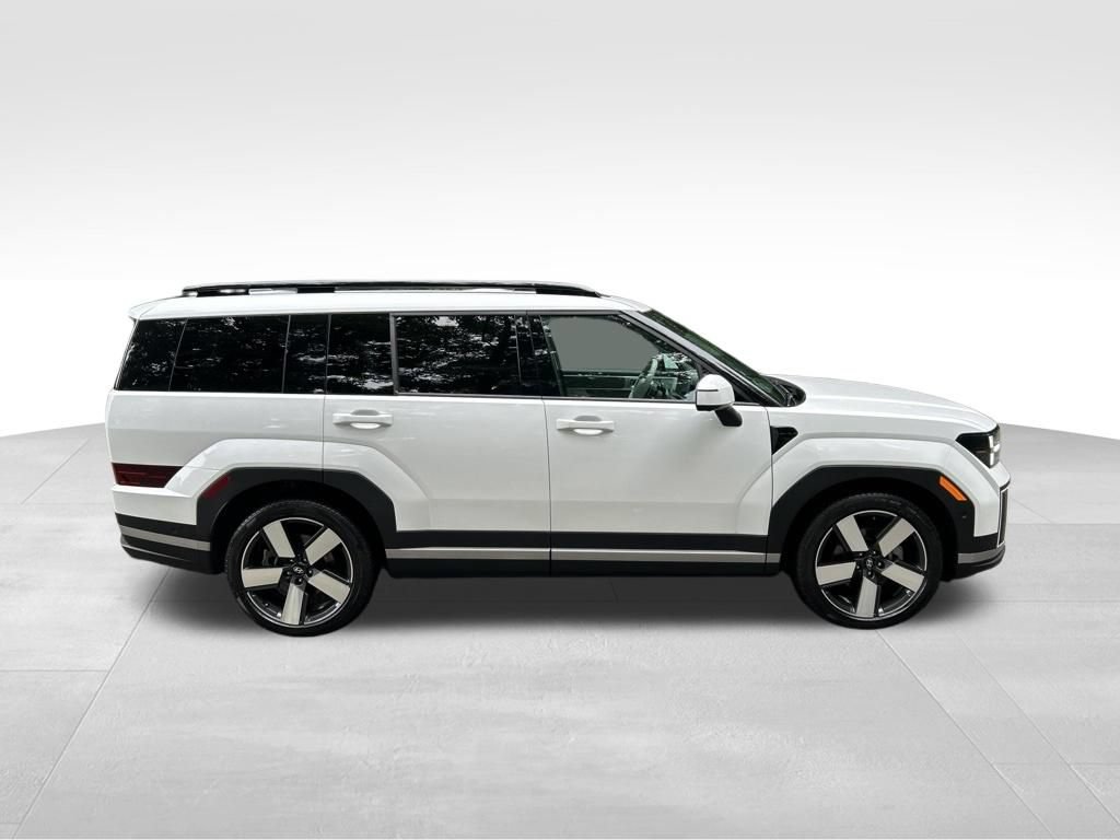 Used 2024 Hyundai Santa Fe Limited AWD/4WD image 7