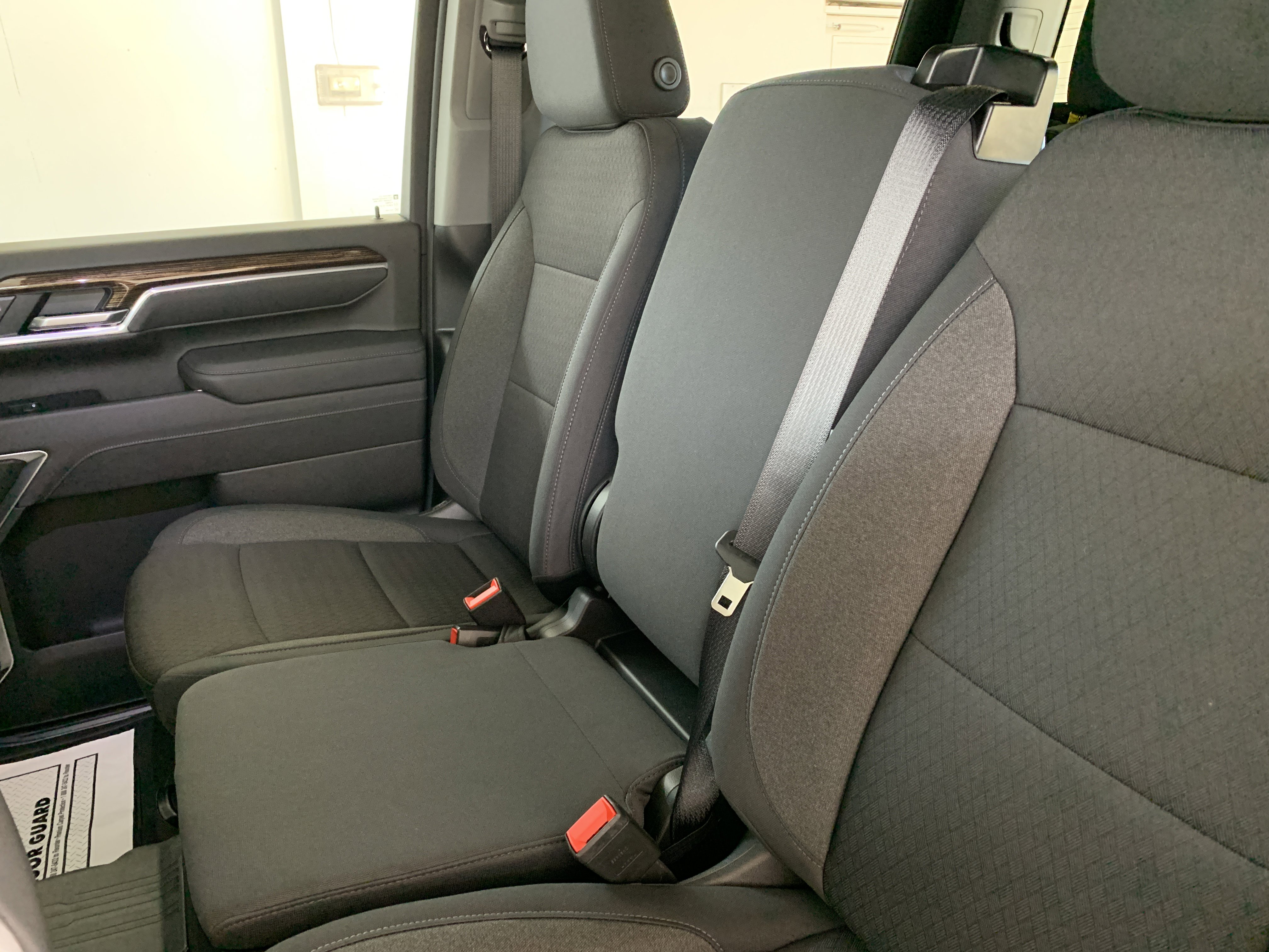 New 2026 GMC Sierra 2500 SLE image 31