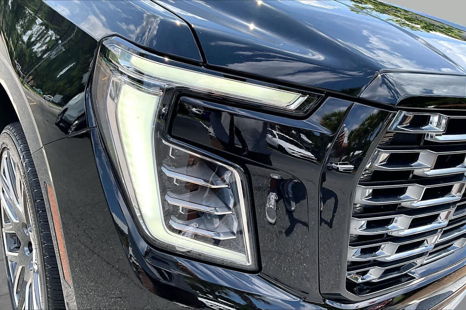 Used 2026 GMC Yukon XL Denali Ultimate AWD/4WD image 28