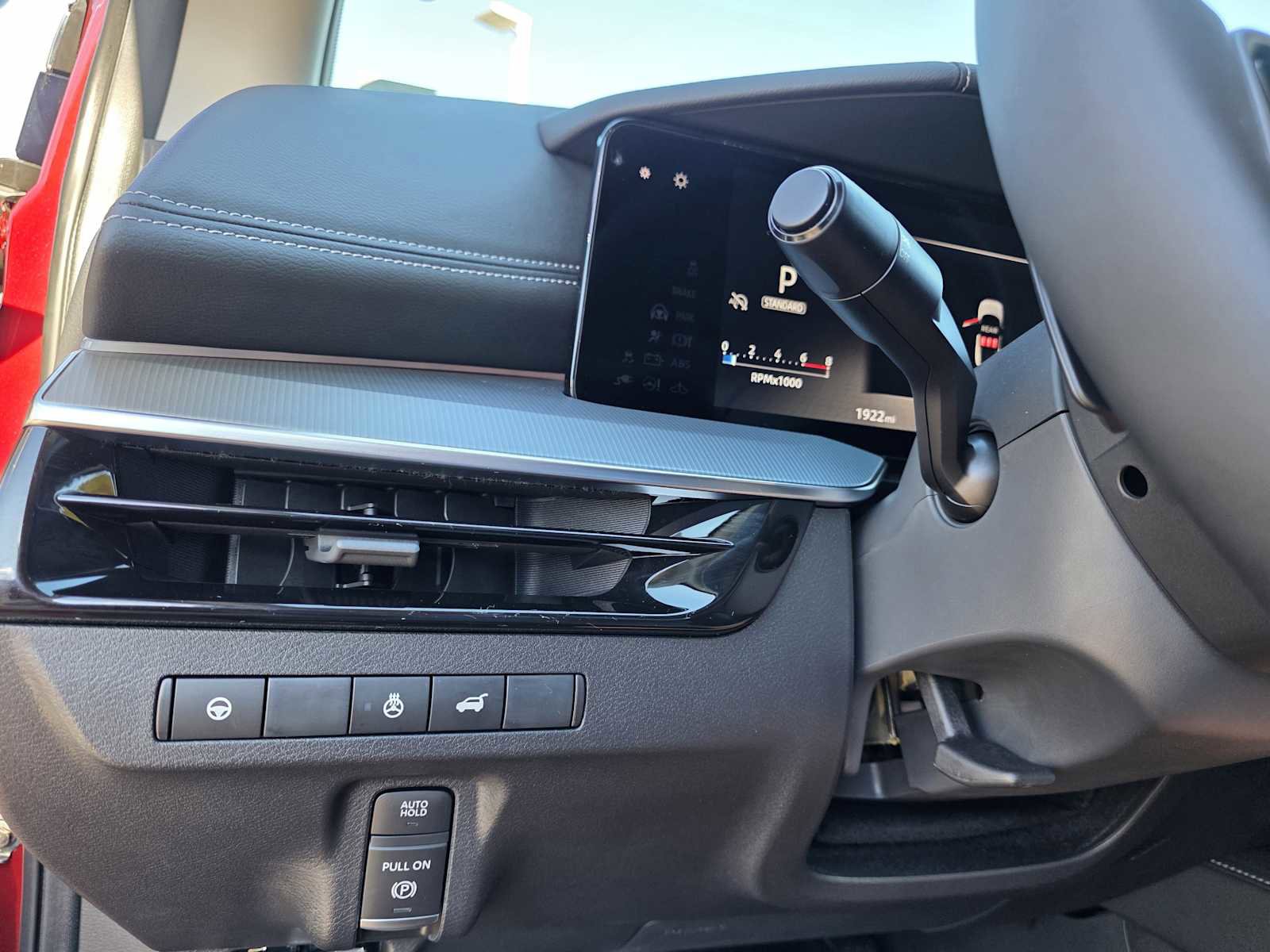 Used 2025 Nissan Murano SL image 17