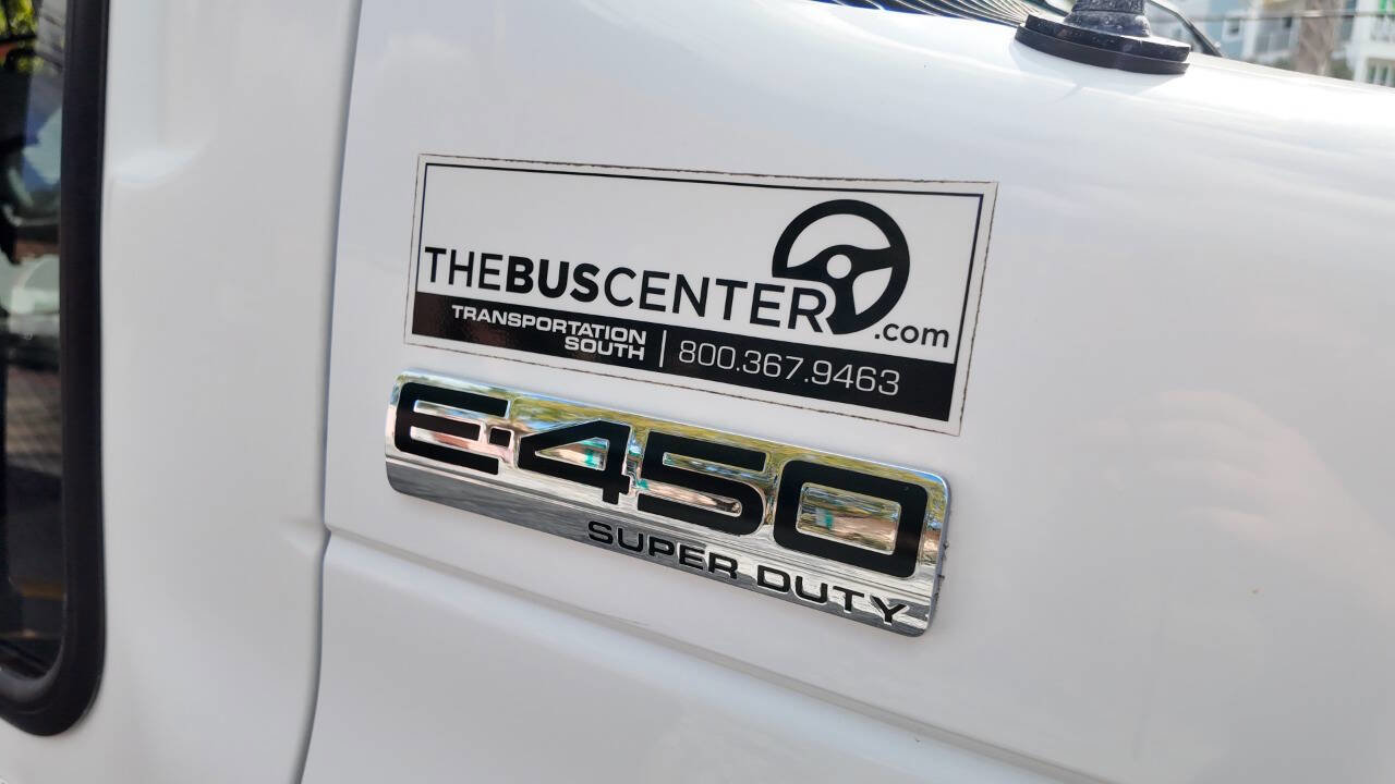 Used 2010 Ford E-450 and Econoline 450 Super Duty RWD image 5
