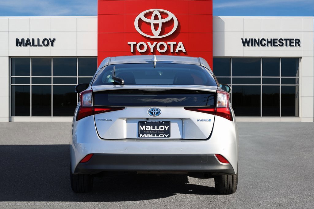 Certified 2022 Toyota Prius LE image 3