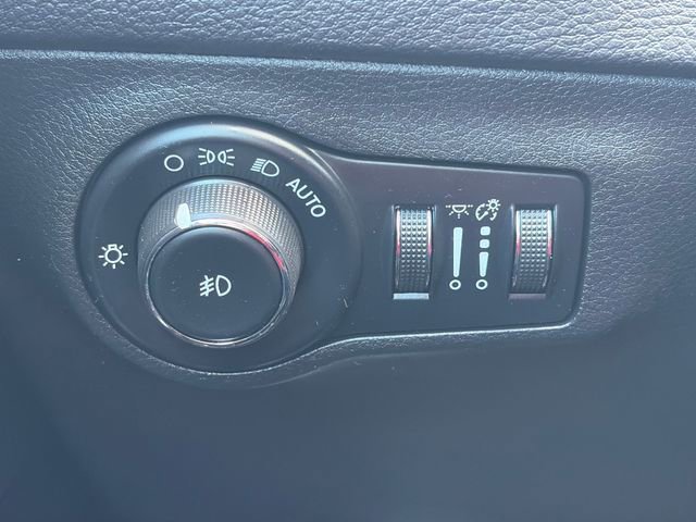 Used 2018 Jeep Compass Limited w/ Navigation Group image 58