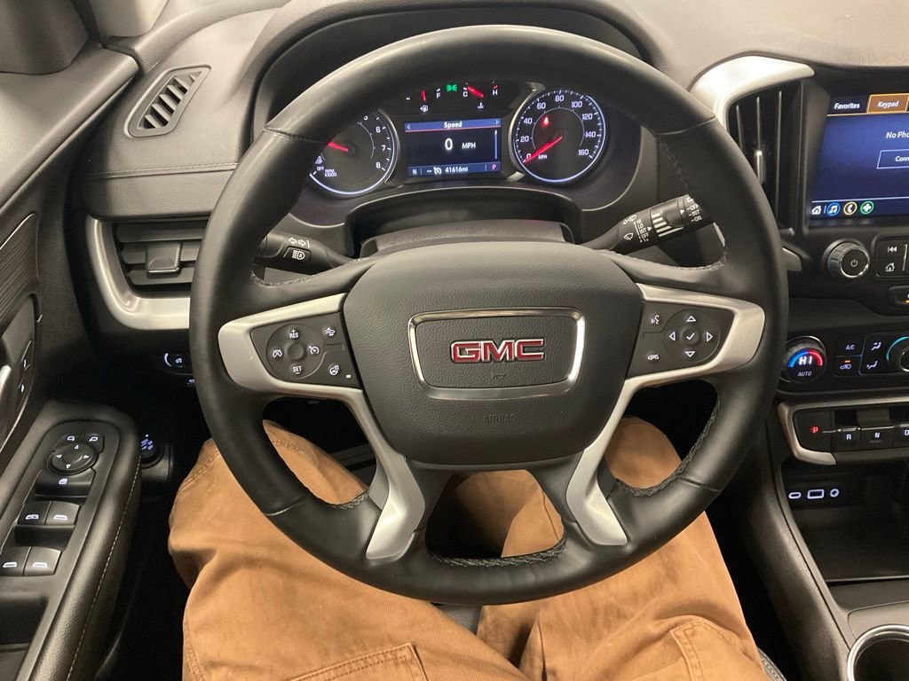 Used 2024 GMC Terrain SLT image 7