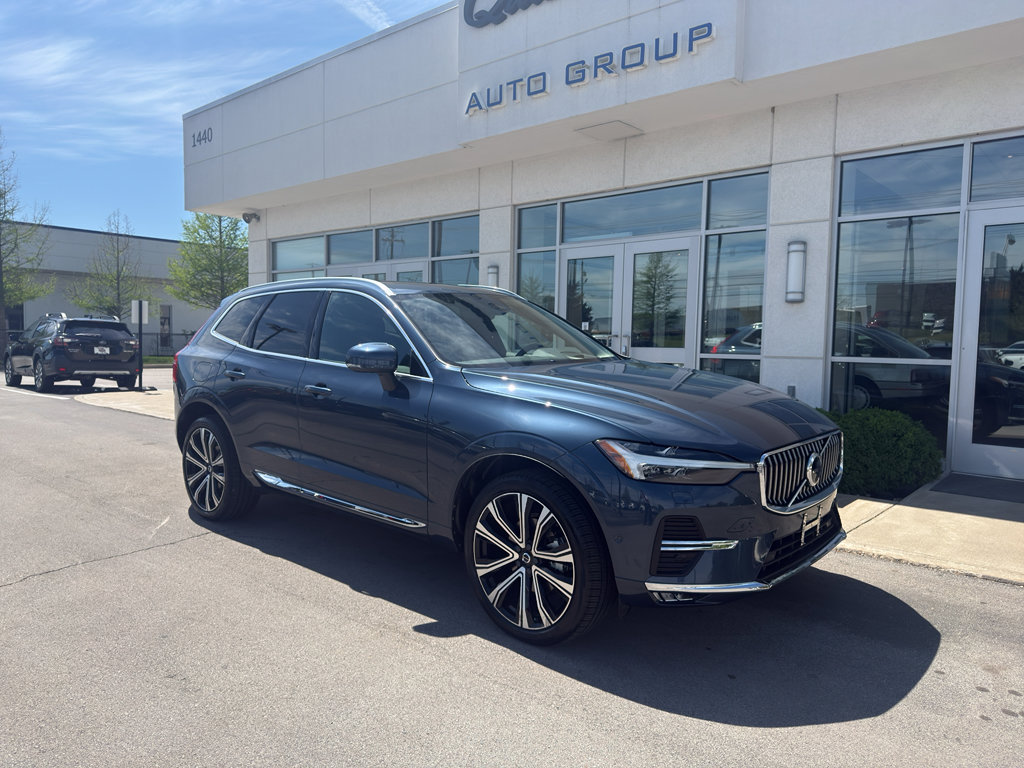 Used 2023 Volvo XC60 B5 Ultimate w/ Climate Package image 1