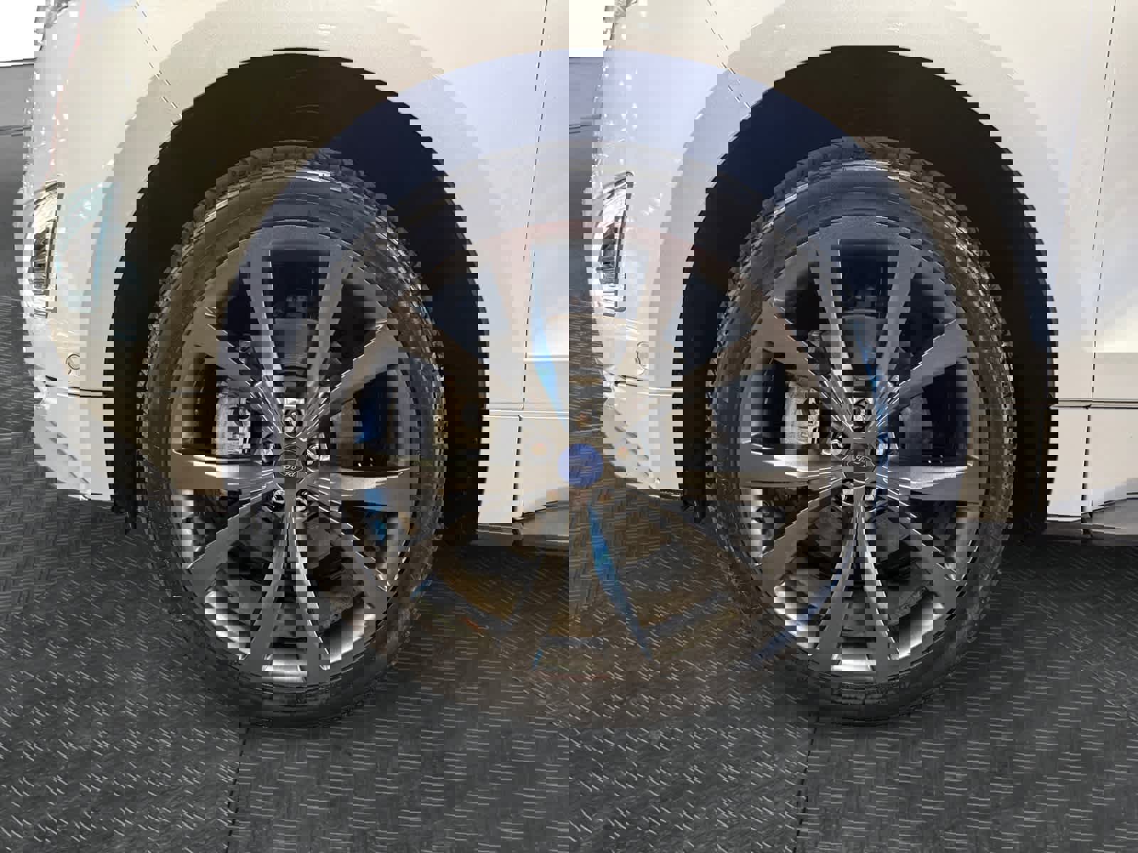 Used 2015 Ford Edge Sport w/ Equipment Group 401A image 15