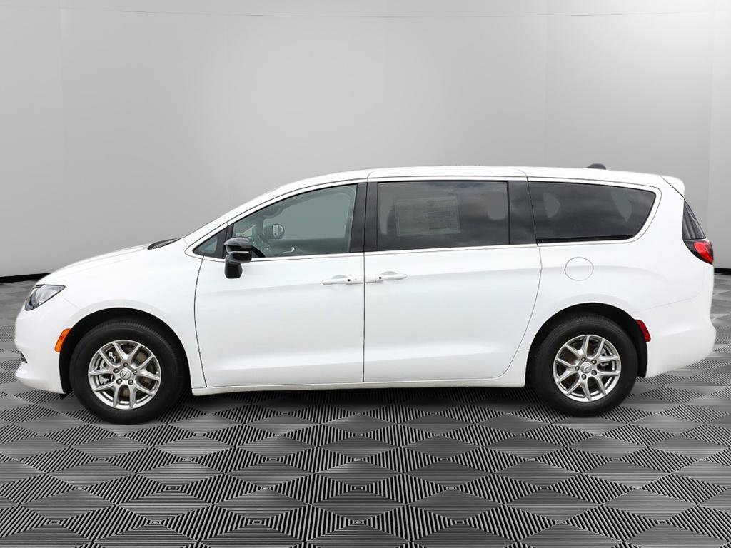New 2026 Chrysler Voyager LX FWD image 3