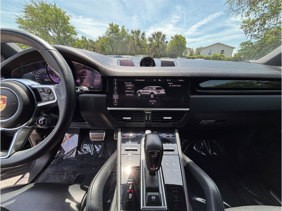 Used 2019 Porsche Cayenne S AWD/4WD image 11