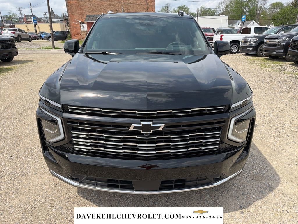 Used 2025 Chevrolet Suburban High Country w/ Sun And Tow Package AWD/4WD image 4