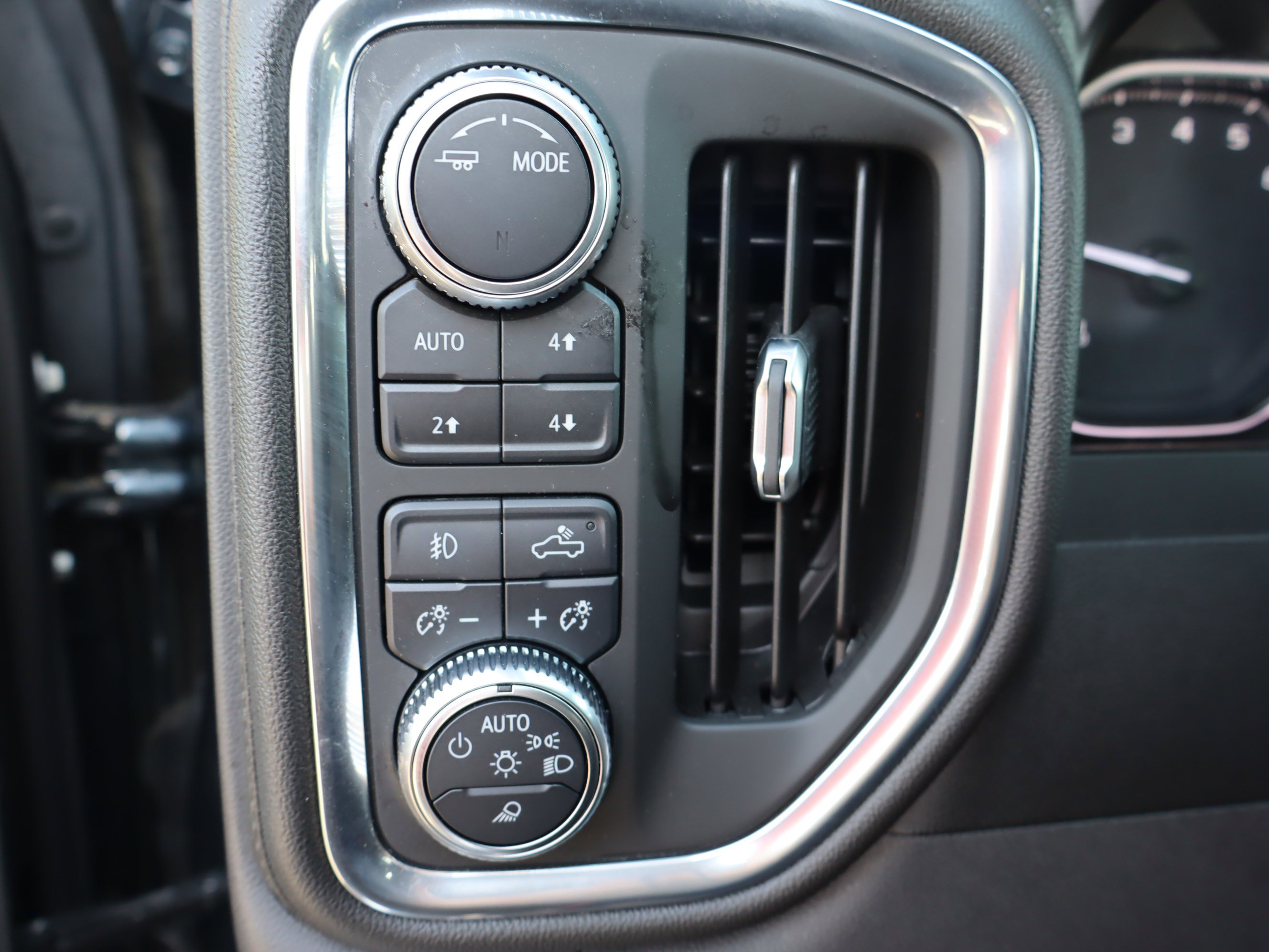 Used 2021 GMC Sierra 1500 SLT w/ SLT Premium Plus Package image 23