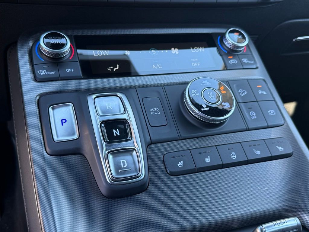 Used 2025 Hyundai Palisade Calligraphy image 26