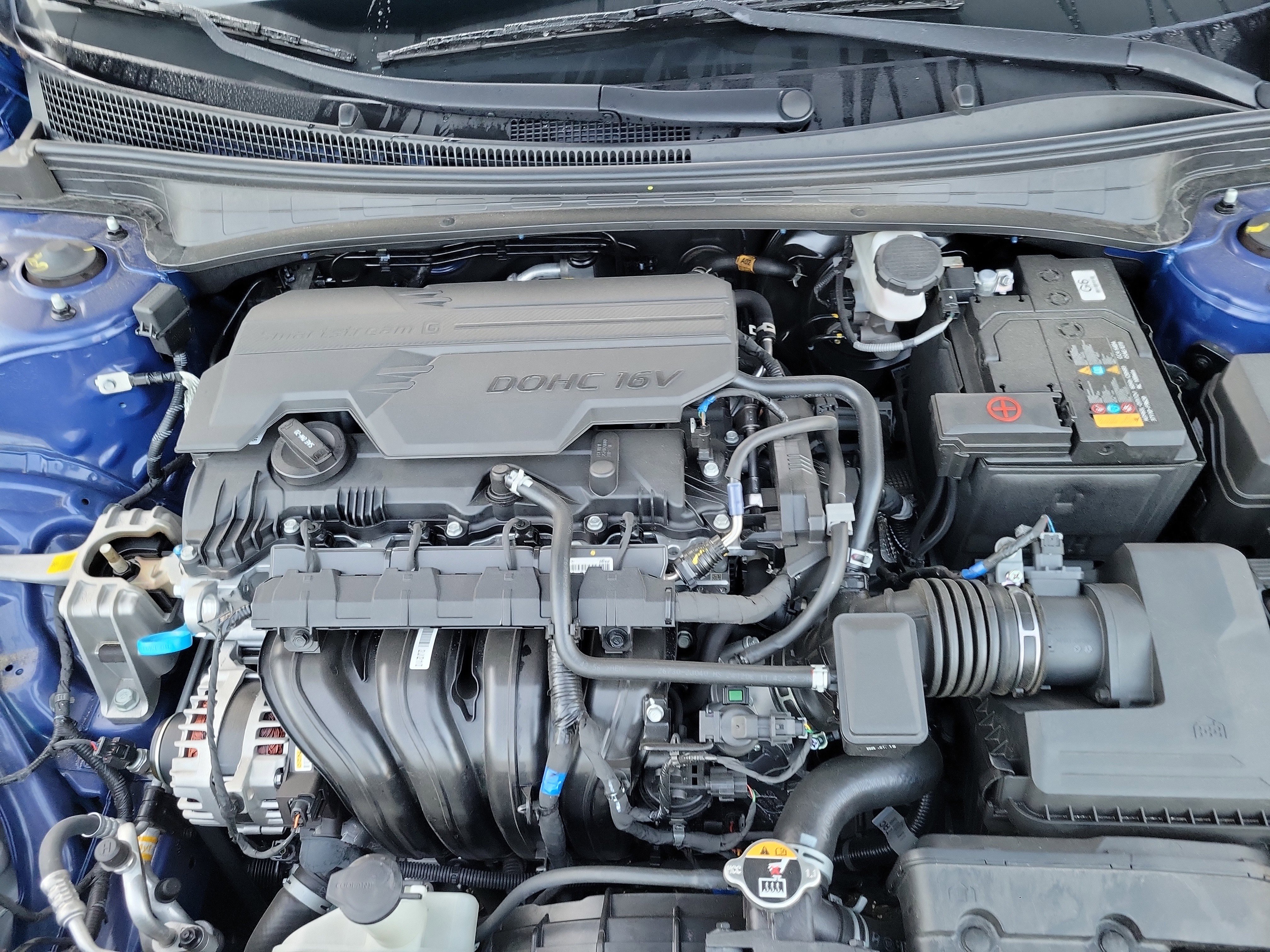 Certified 2025 Hyundai Elantra Sport w/ Cargo Package image 24