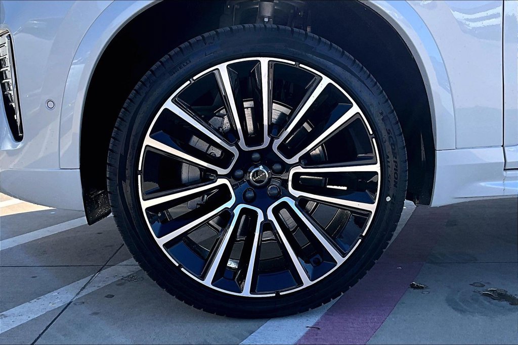 New 2026 Volvo XC90 B6 Plus AWD/4WD image 34