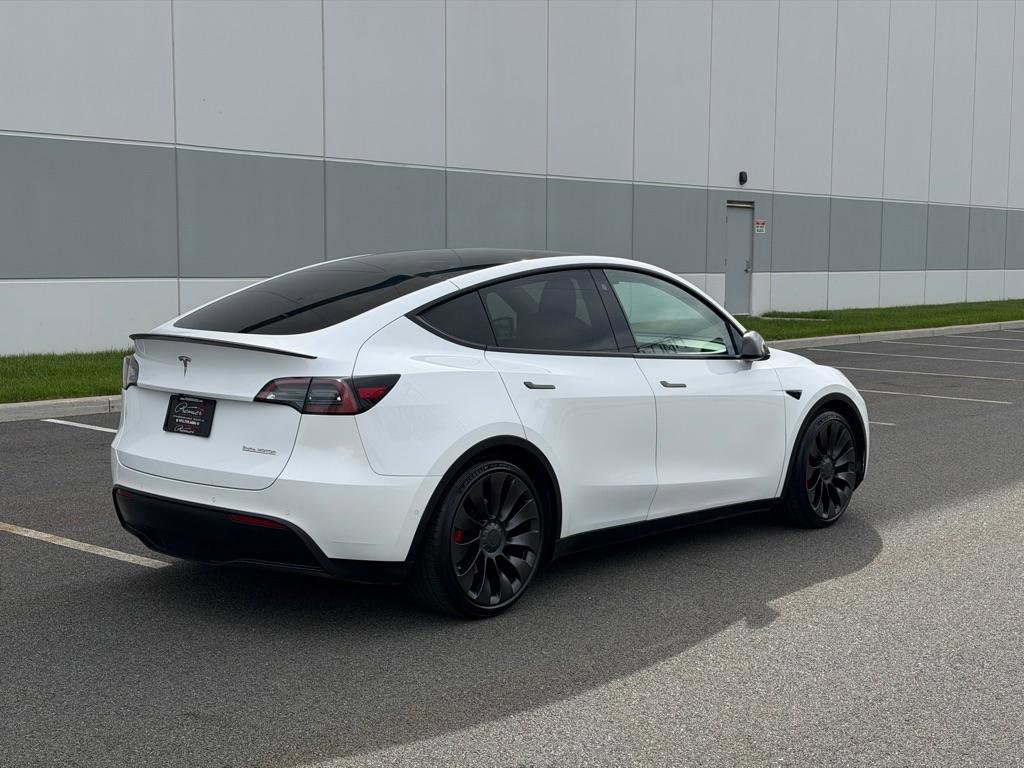 Used 2022 Tesla Model Y Performance AWD/4WD image 5