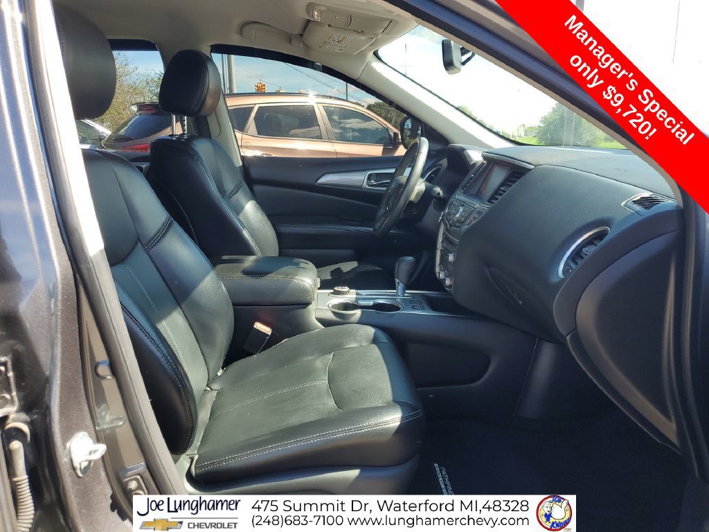 Used 2018 Nissan Pathfinder SL w/ Midnight Edition Package AWD/4WD image 28