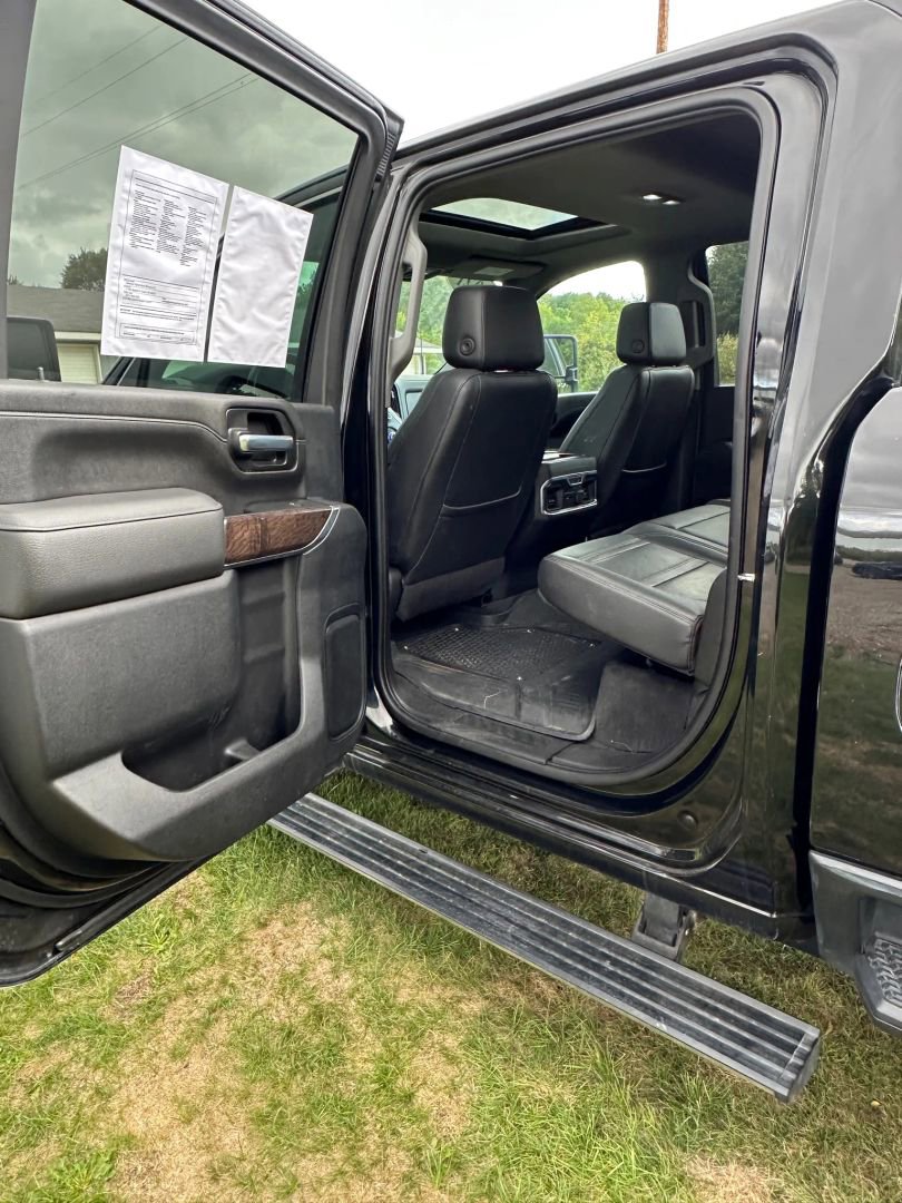Used 2021 GMC Sierra 2500 Denali w/ Denali Black Diamond Edition image 26