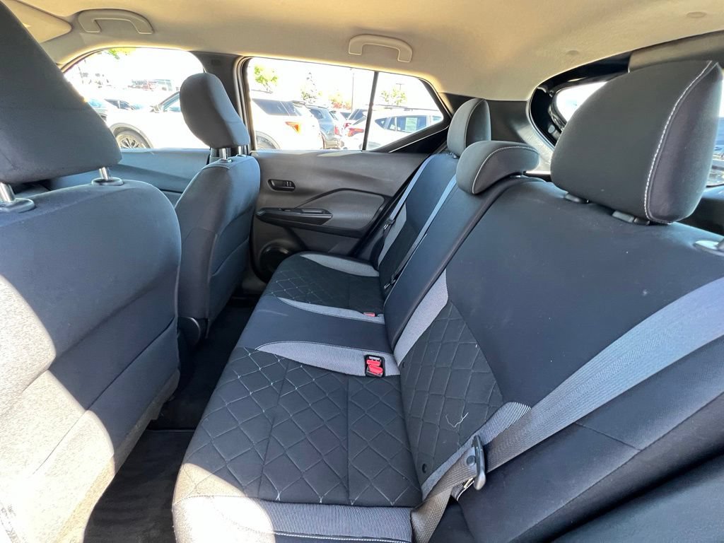 Used 2018 Nissan Kicks S FWD image 20