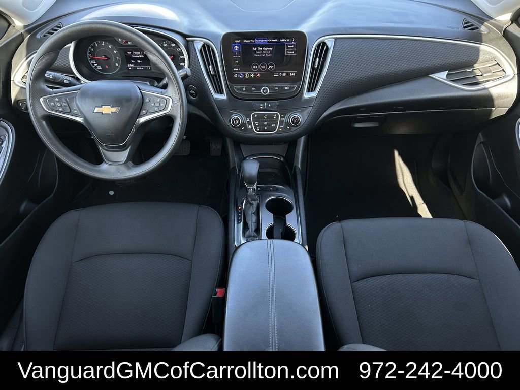 Used 2025 Chevrolet Malibu LT image 10