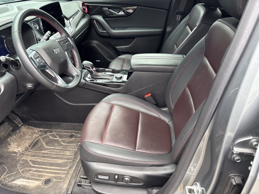 Used 2023 Chevrolet Blazer RS w/ Driver Confidence II Package AWD/4WD image 9