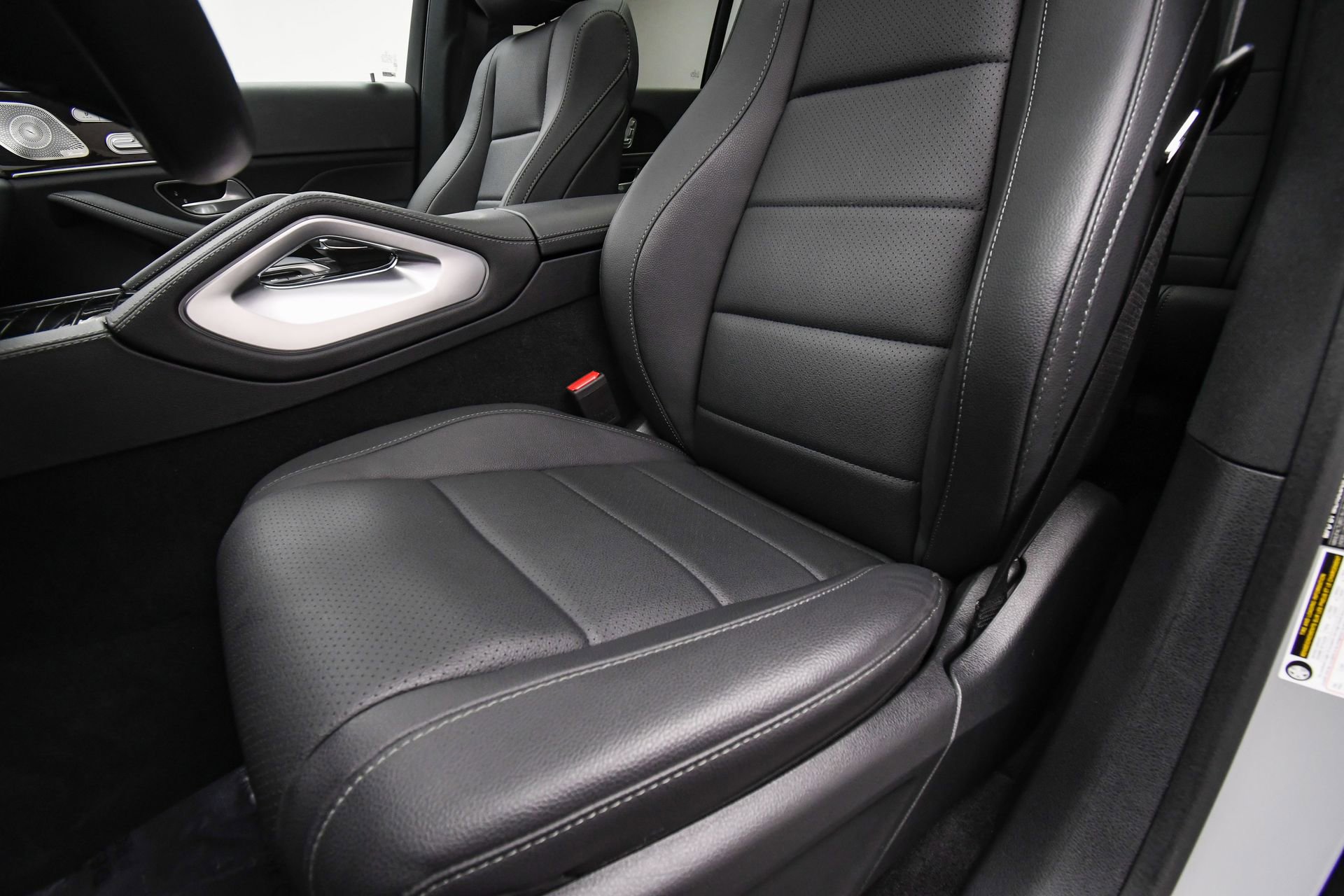 Used 2025 Mercedes-Benz GLS 450 4MATIC image 52
