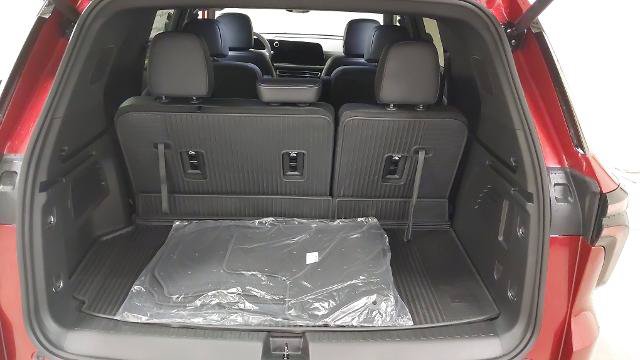 New 2027 Chevrolet Traverse LT w/ Sun and Wheel Package AWD/4WD image 27