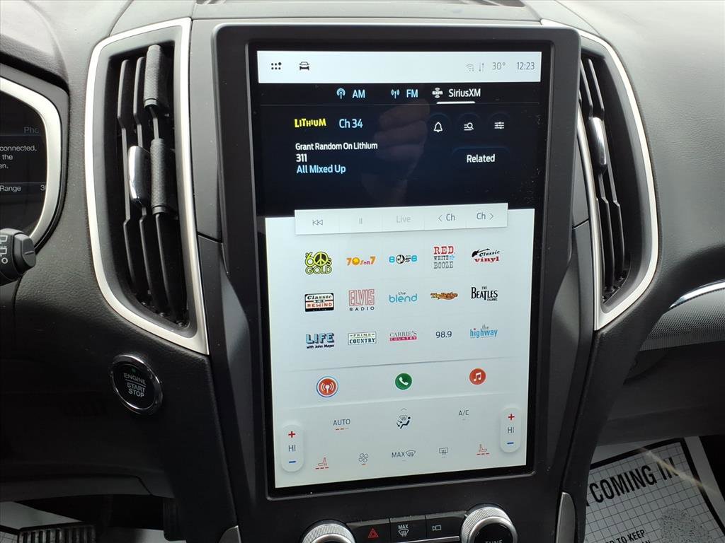 Used 2021 Ford Edge SEL w/ Convenience Package image 22