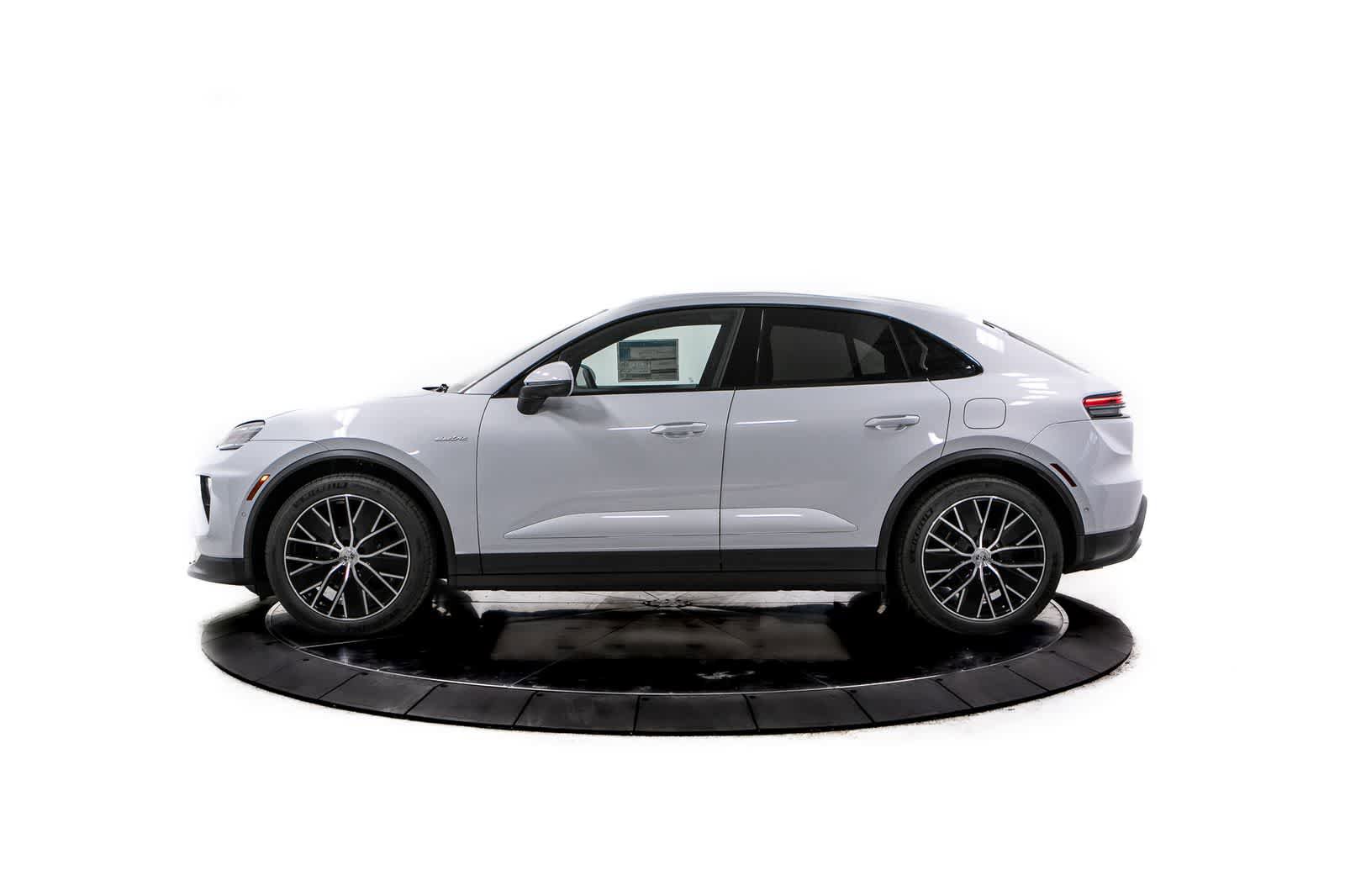 New 2026 Porsche Macan Electric RWD image 2