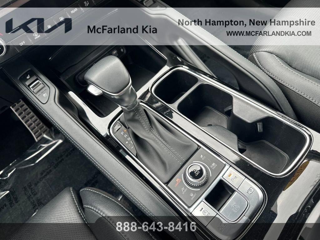 Used 2024 Kia Telluride SX w/ Towing Package image 25