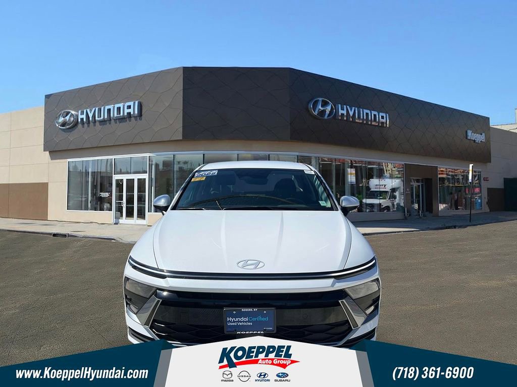 Certified 2025 Hyundai Sonata SE FWD image 2