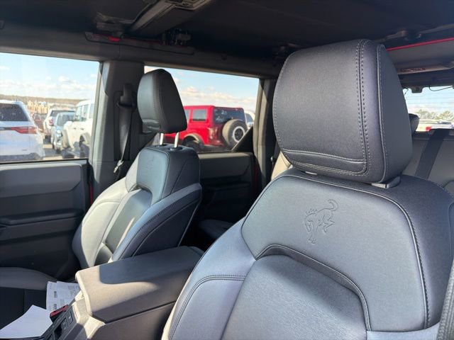 Used 2024 Ford Bronco Black Diamond image 12